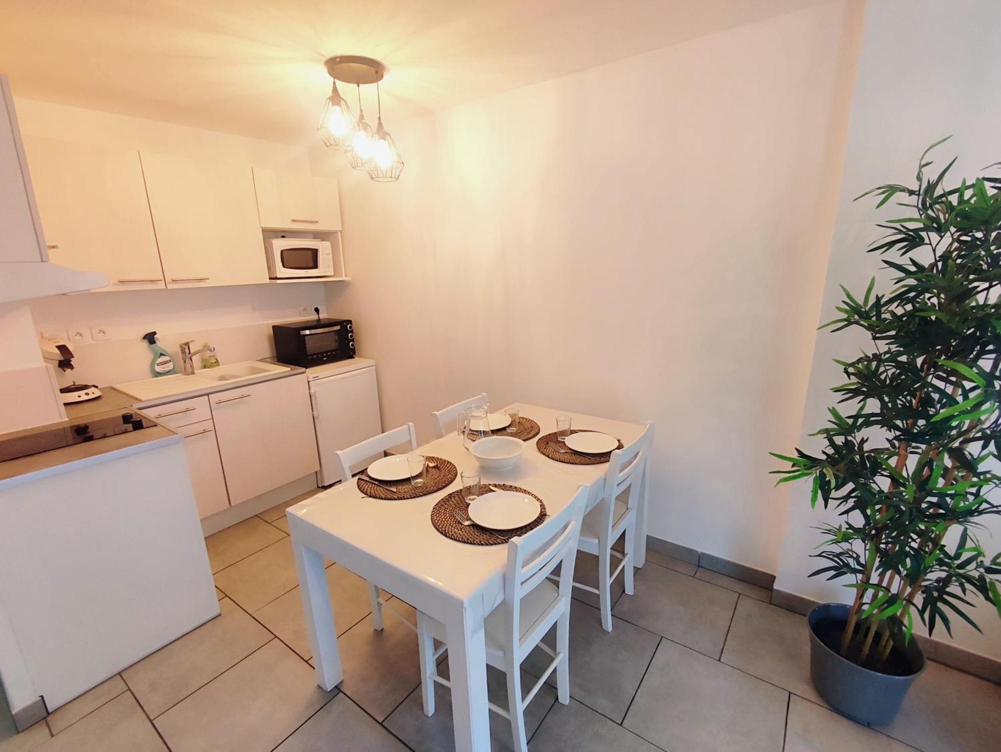 Apartamento Le Baou Beni - Piscine, Climatisation & Parking Gréoux-les-Bains Exterior foto