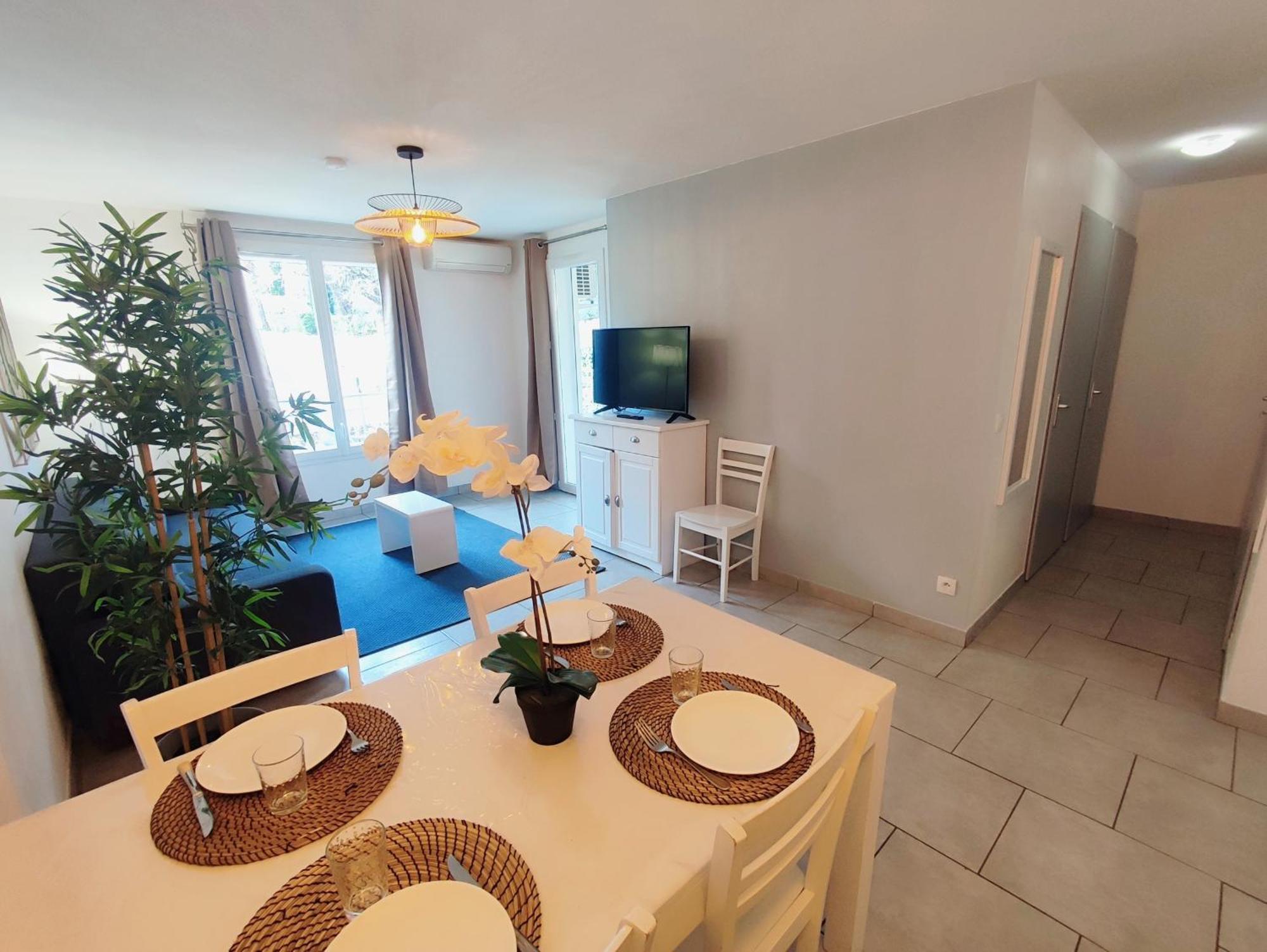 Apartamento Le Baou Beni - Piscine, Climatisation & Parking Gréoux-les-Bains Exterior foto